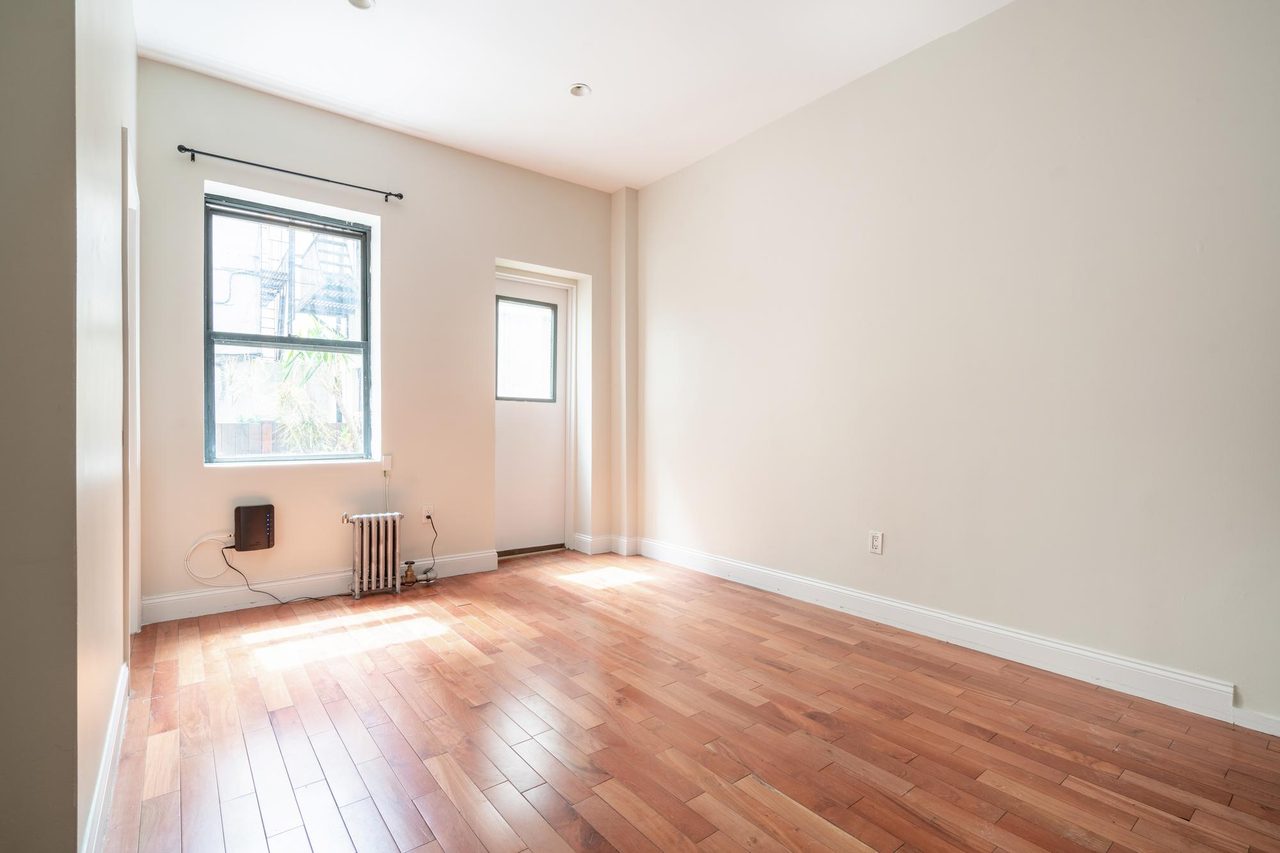 #1144: East Village - 1 Bedroom (Full) - #1144: East Village - Gallery - 3