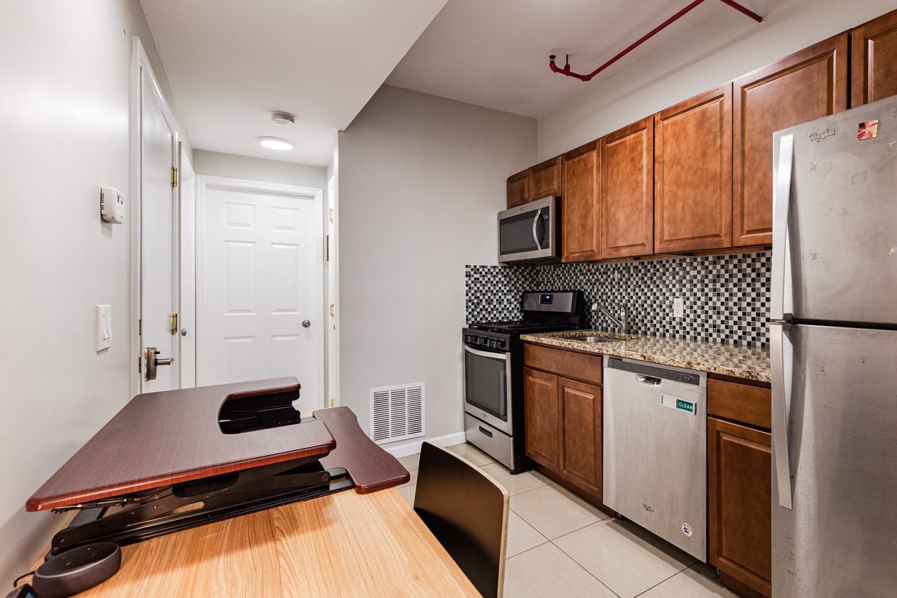 #1573: Prospect Lefferts Gardens - Full Bedroom D - 5
