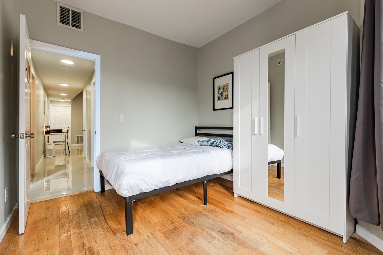 #1573: Prospect Lefferts Gardens - Full Bedroom C - 9