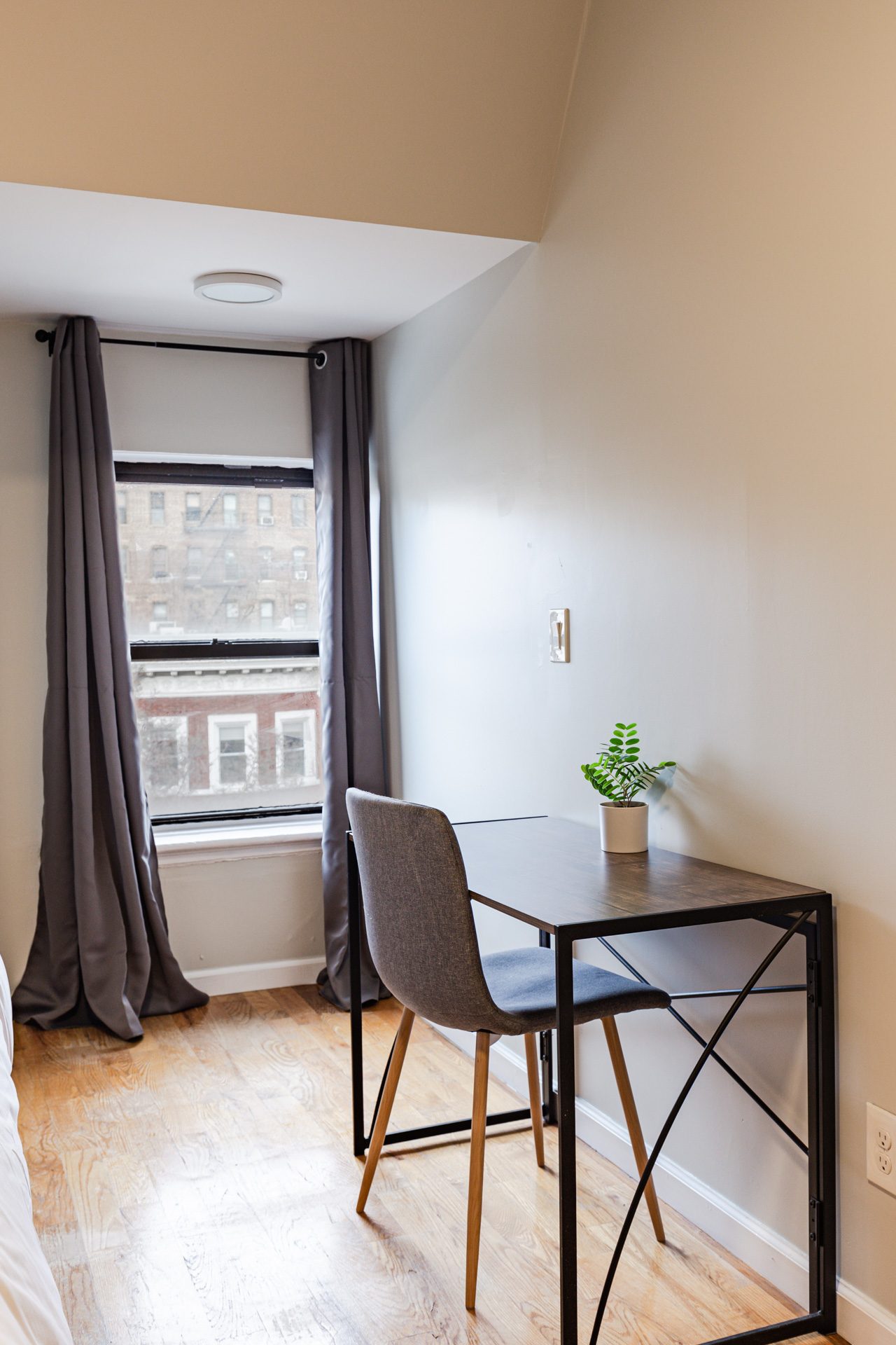 #1573: Prospect Lefferts Gardens - Full Bedroom A - 4