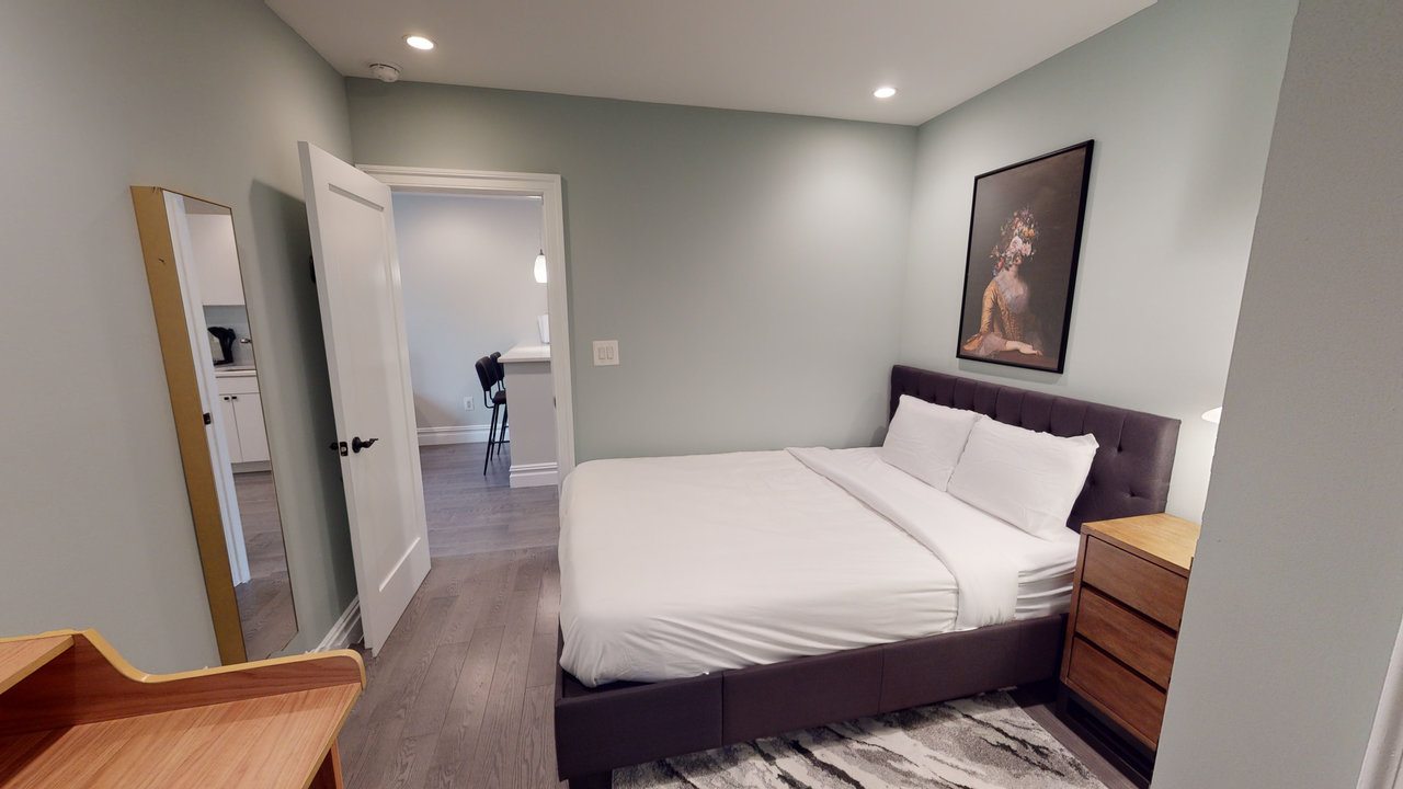 #558: East Village - Queen Bedroom A - #558: East Village - Gallery - 13