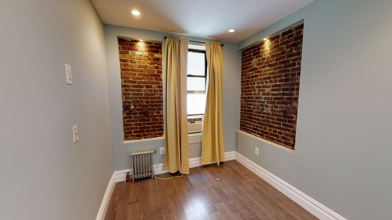 #558: East Village - Queen Bedroom B - #558: East Village - Gallery - 7