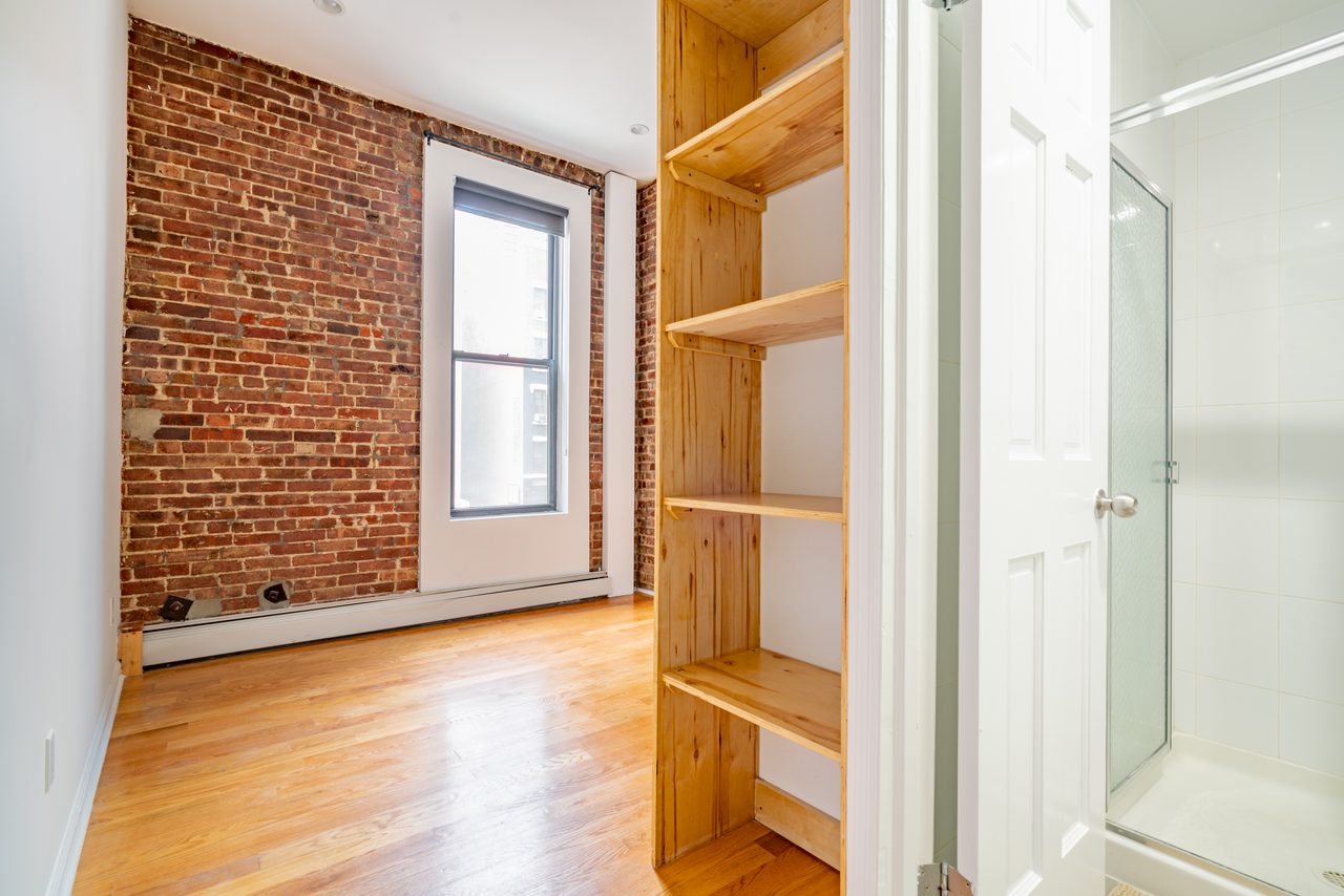  #1114: Midtown East - Full Bedroom D/w Private Bathroom  -  #1114: Midtown East  - Gallery -  14