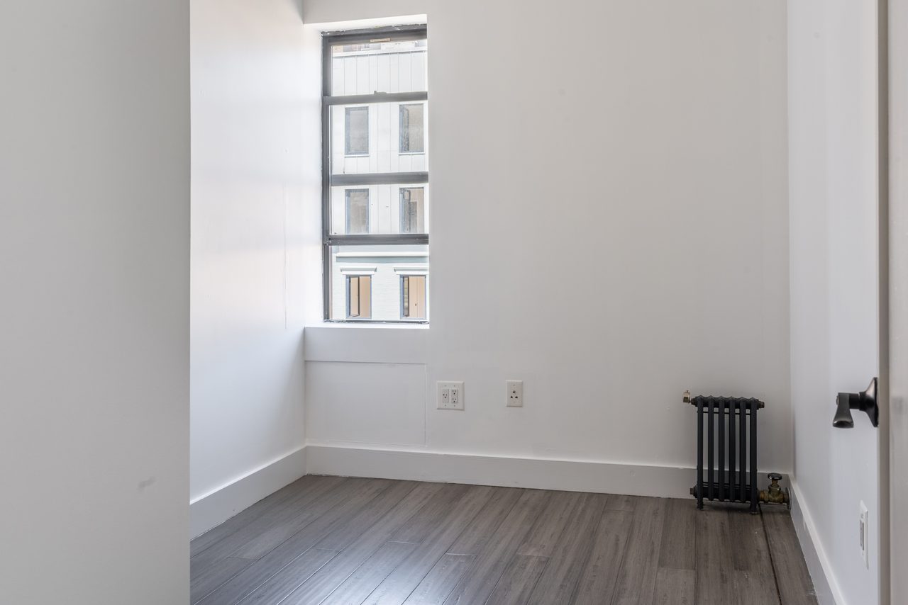 #1149: East Village - Full Bedroom B - 9