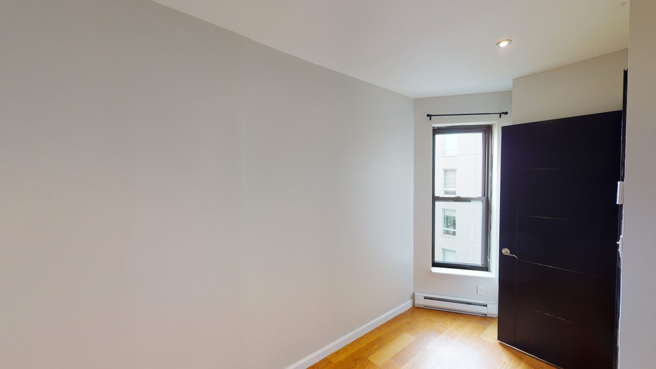 #1306: Upper West Side - Full Bedroom B - 9