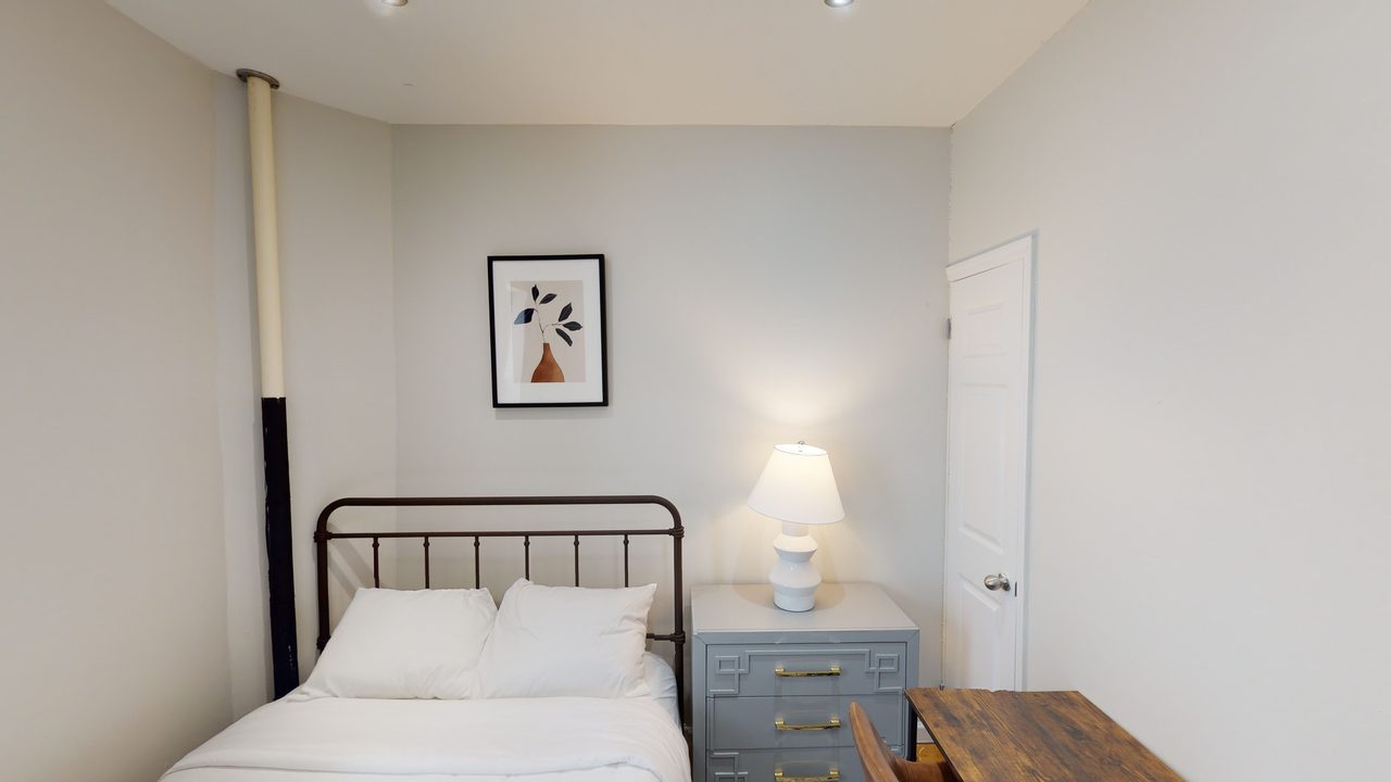 #1306: Upper West Side - Full Bedroom A - 9