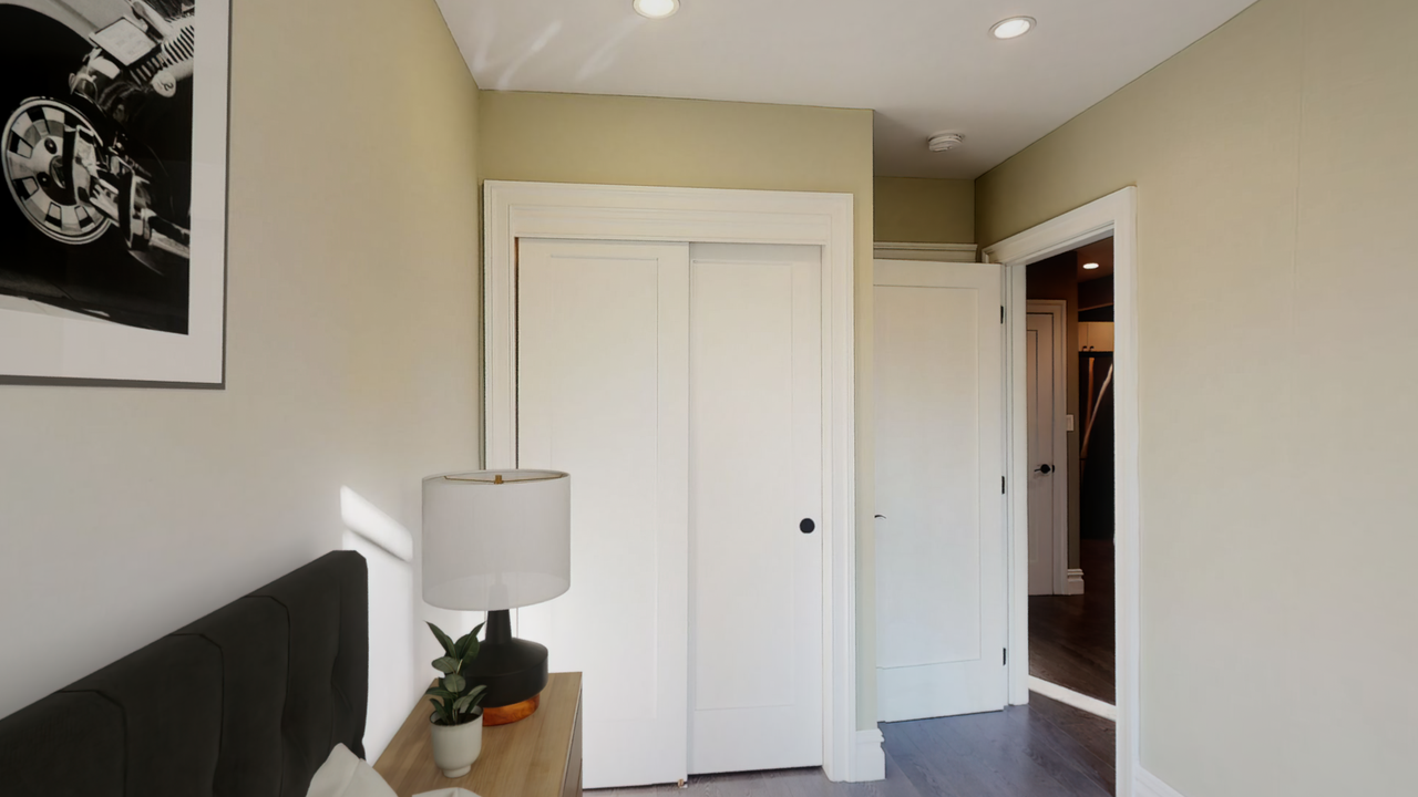 #557: East Village - Queen Bedroom A W/Private Bathroom - 12