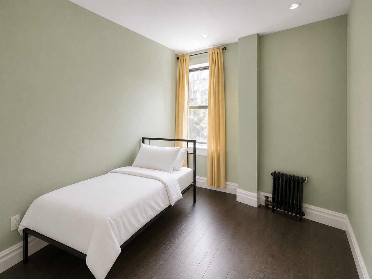 #557: East Village - Full Bedroom B - 16