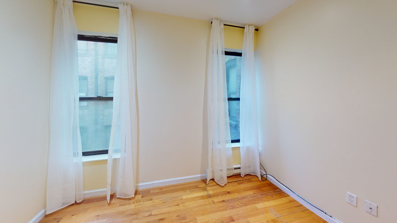 #1796: Upper West Side - Queen Bedroom D - 2