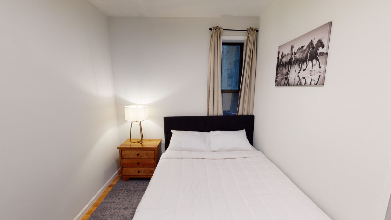 #754: Upper West Side - Full Bedroom B - 12