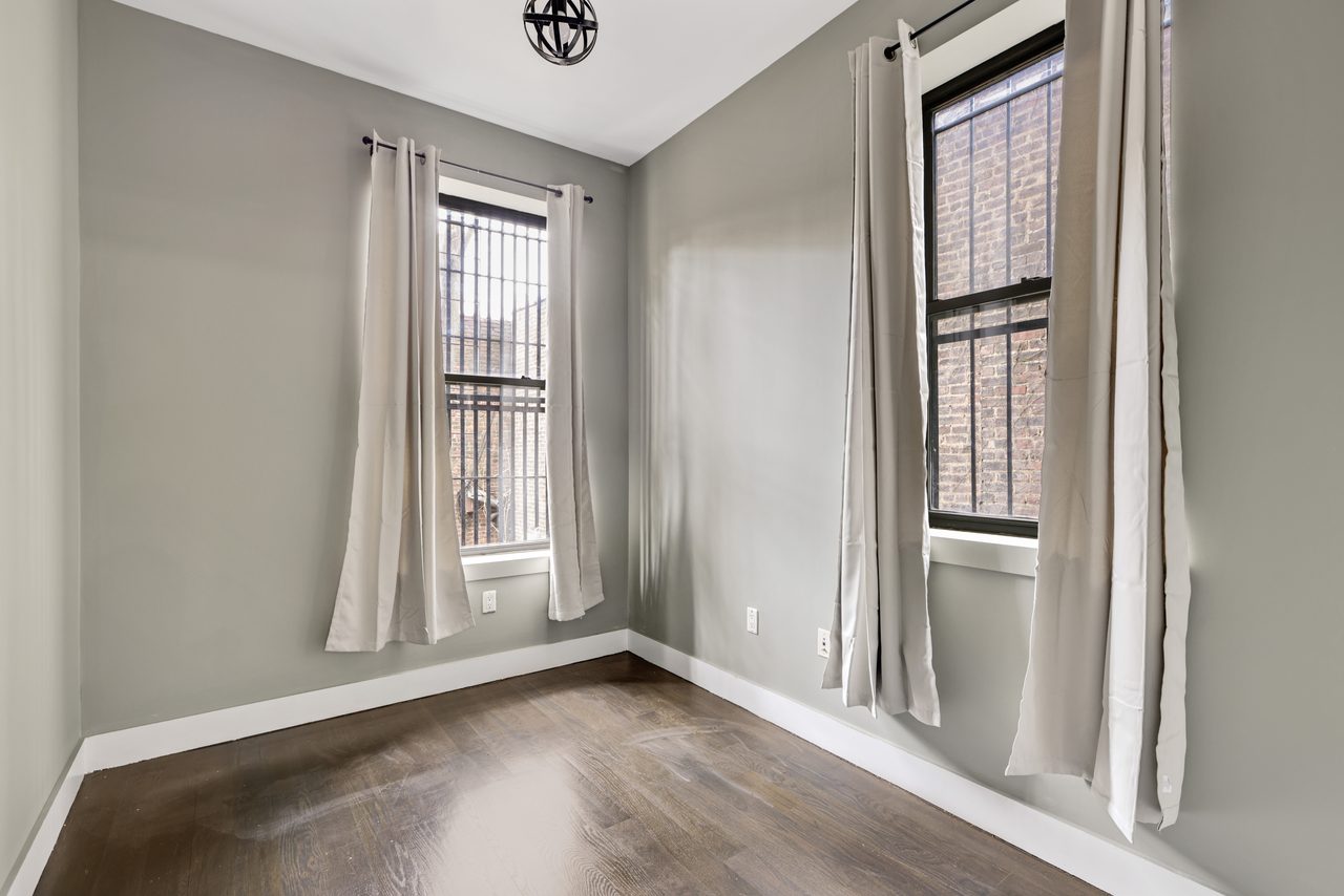 #836: Crown Heights - Full Bedroom B - #836: Crown Heights - Gallery - 2