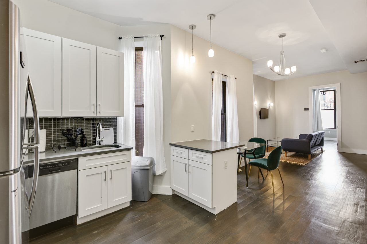 #836: Crown Heights - Full Bedroom B - #836: Crown Heights - Gallery - 7