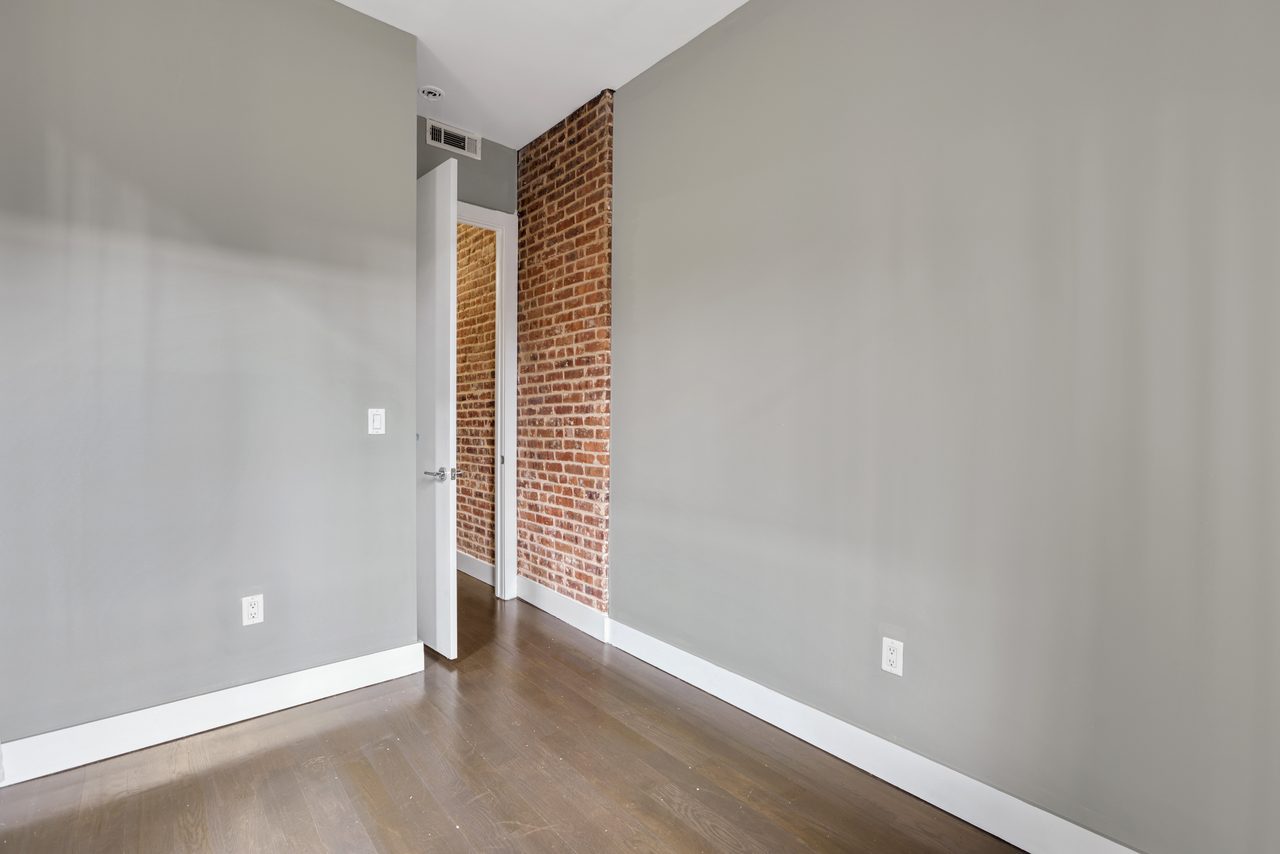 #836: Crown Heights - Full Bedroom D - #836: Crown Heights - Gallery - 3