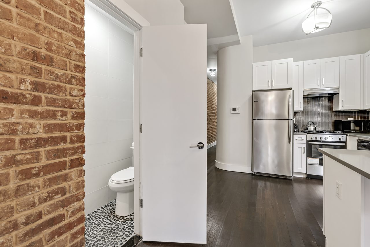 #836: Crown Heights - Full Bedroom D - #836: Crown Heights - Gallery - 9