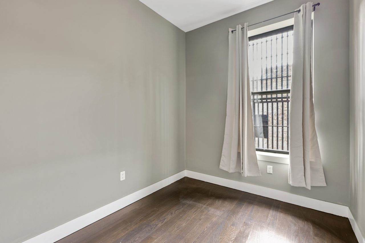 #836: Crown Heights - Full Bedroom D - #836: Crown Heights - Gallery - 1