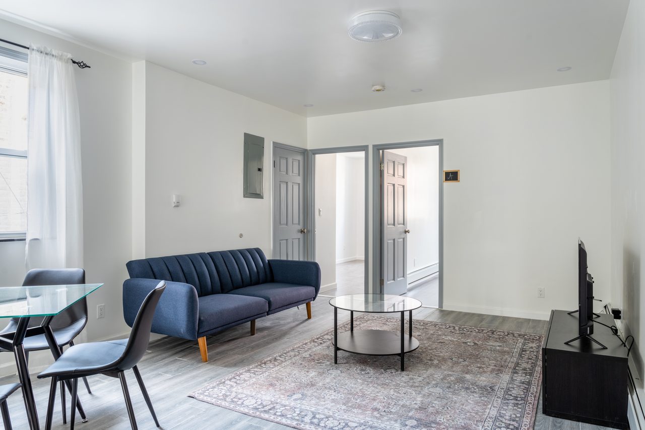  #979: Astoria - Queen Bedroom B  -  #979: Astoria  - Gallery -  12