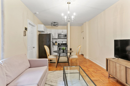 #702: East Harlem  - Gallery -  4