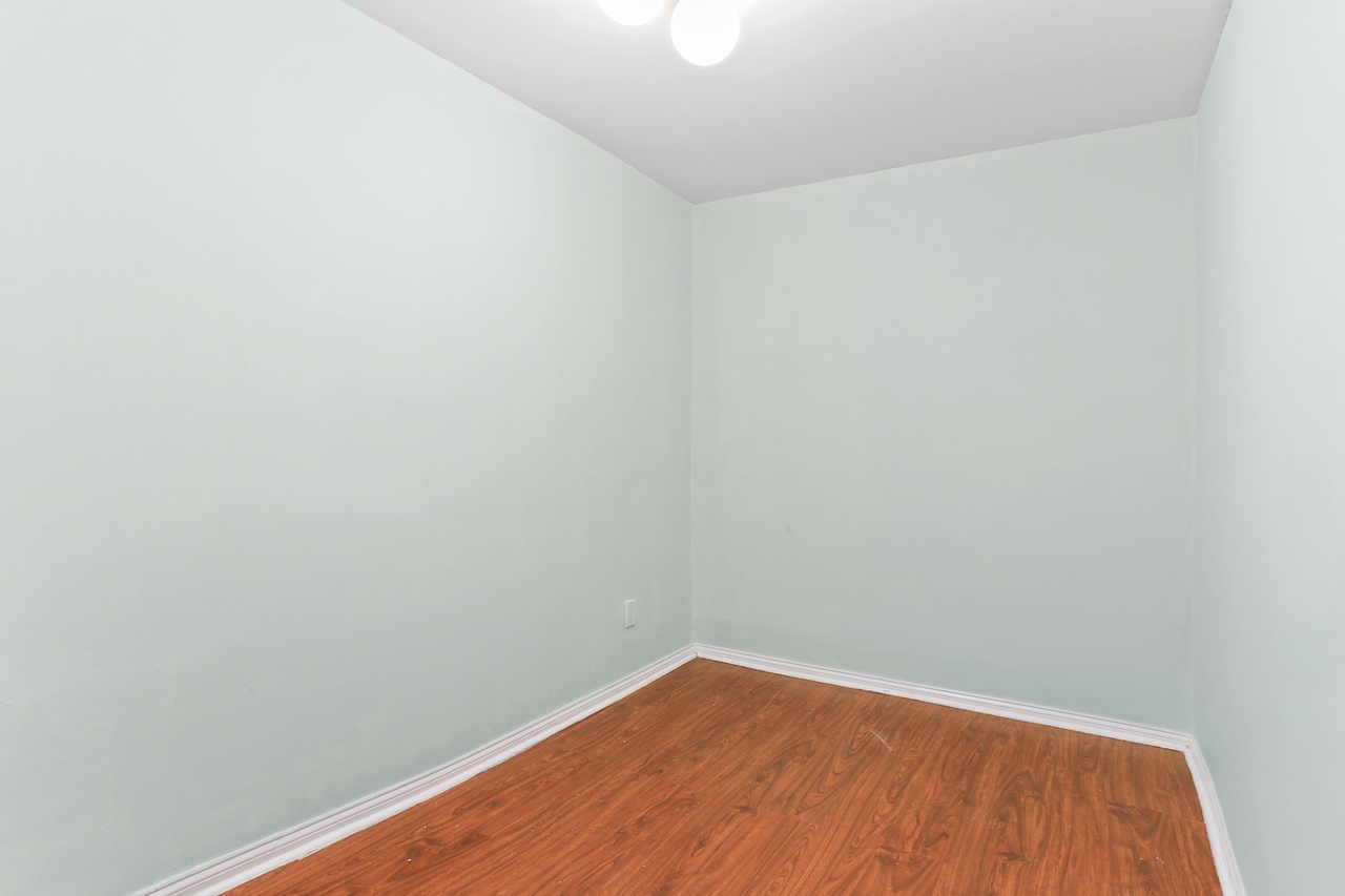 #702: East Harlem - Full Bedroom B - #702: East Harlem - Gallery - 11