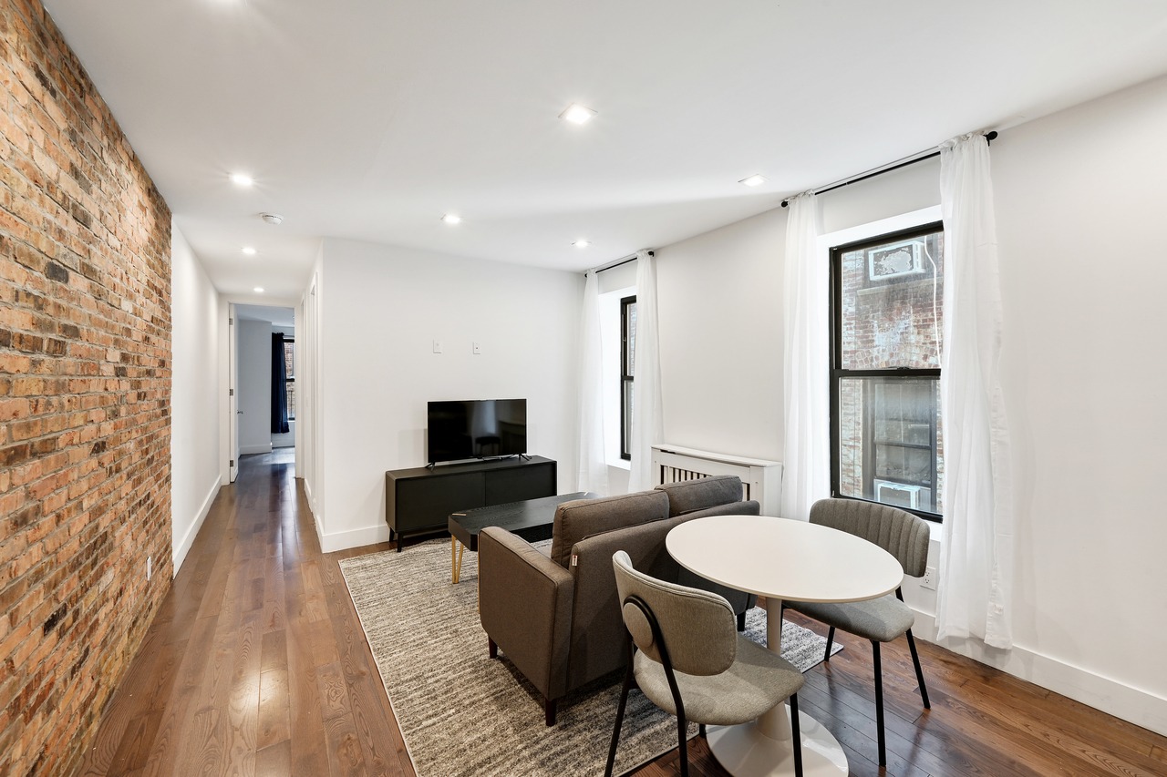 #597: West Harlem - Full Bedroom D - 6