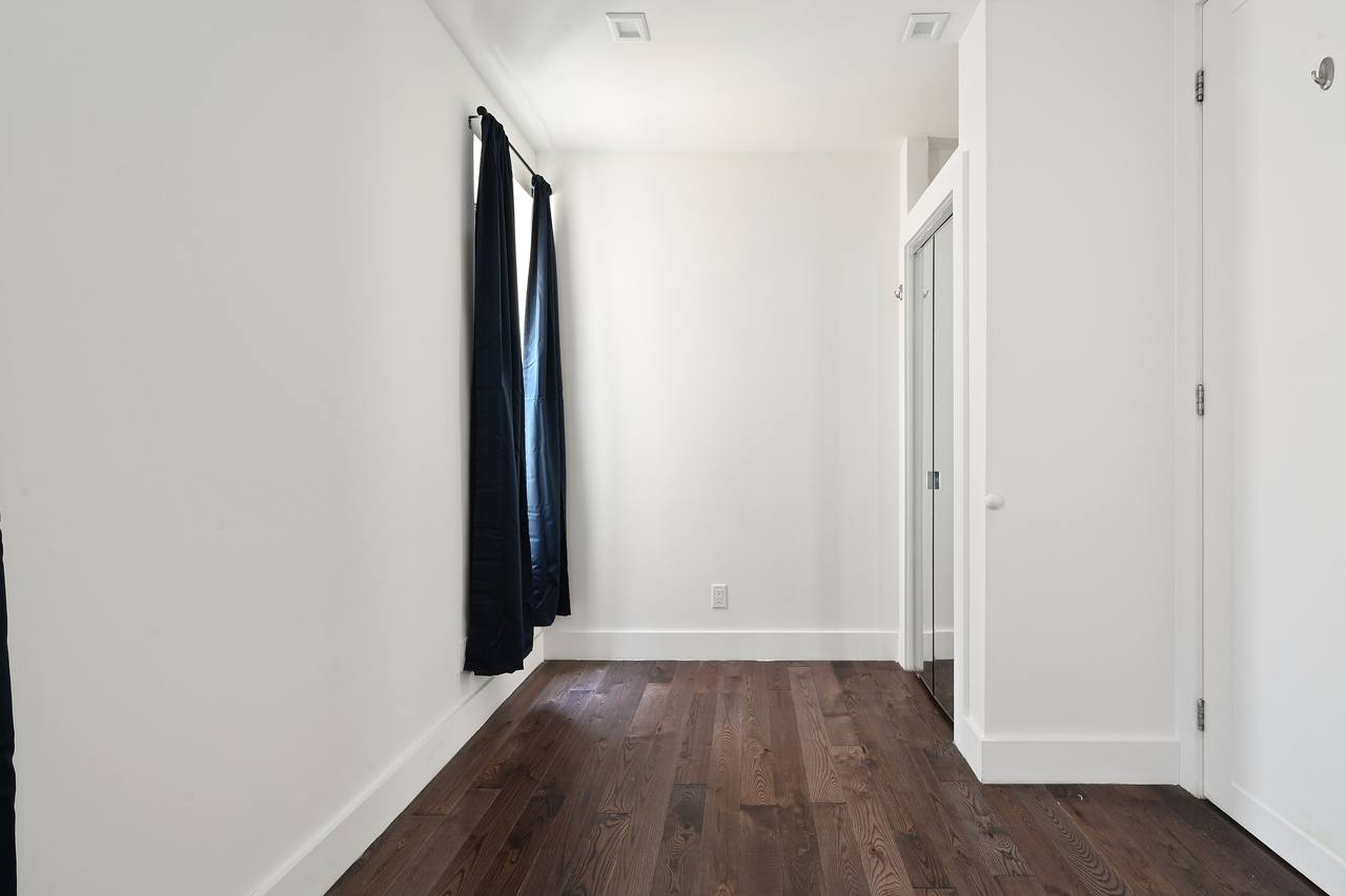  #597: West Harlem - Full Bedroom C  -  #597: West Harlem  - Gallery -  3