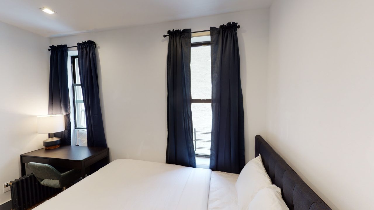 #525: West Harlem - Queen Bedroom 3D - #525: West Harlem - Gallery - 17