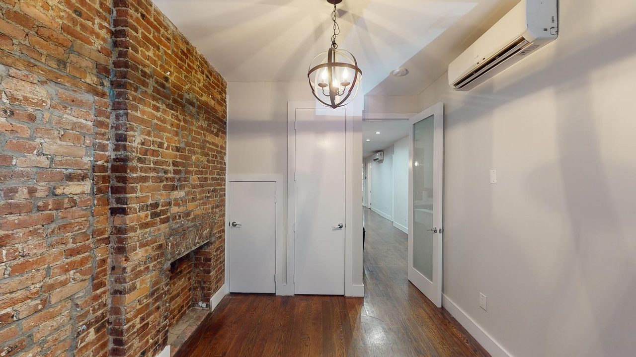 #1627: Bushwick - Full Bedroom B - 3
