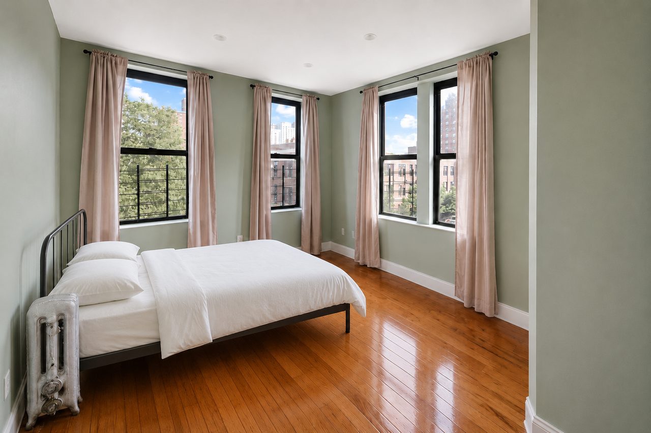 #701: East Harlem - Queen Bedroom B - 15