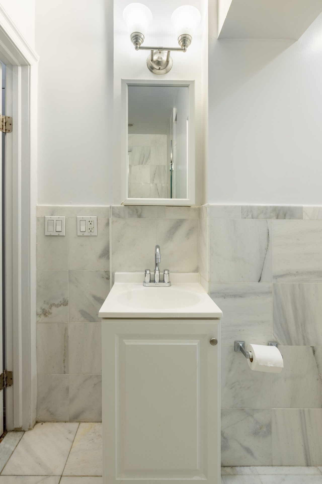 #1129: Columbus Circle - 1 Bedroom (Full) - #1129: Columbus Circle - Gallery - 8