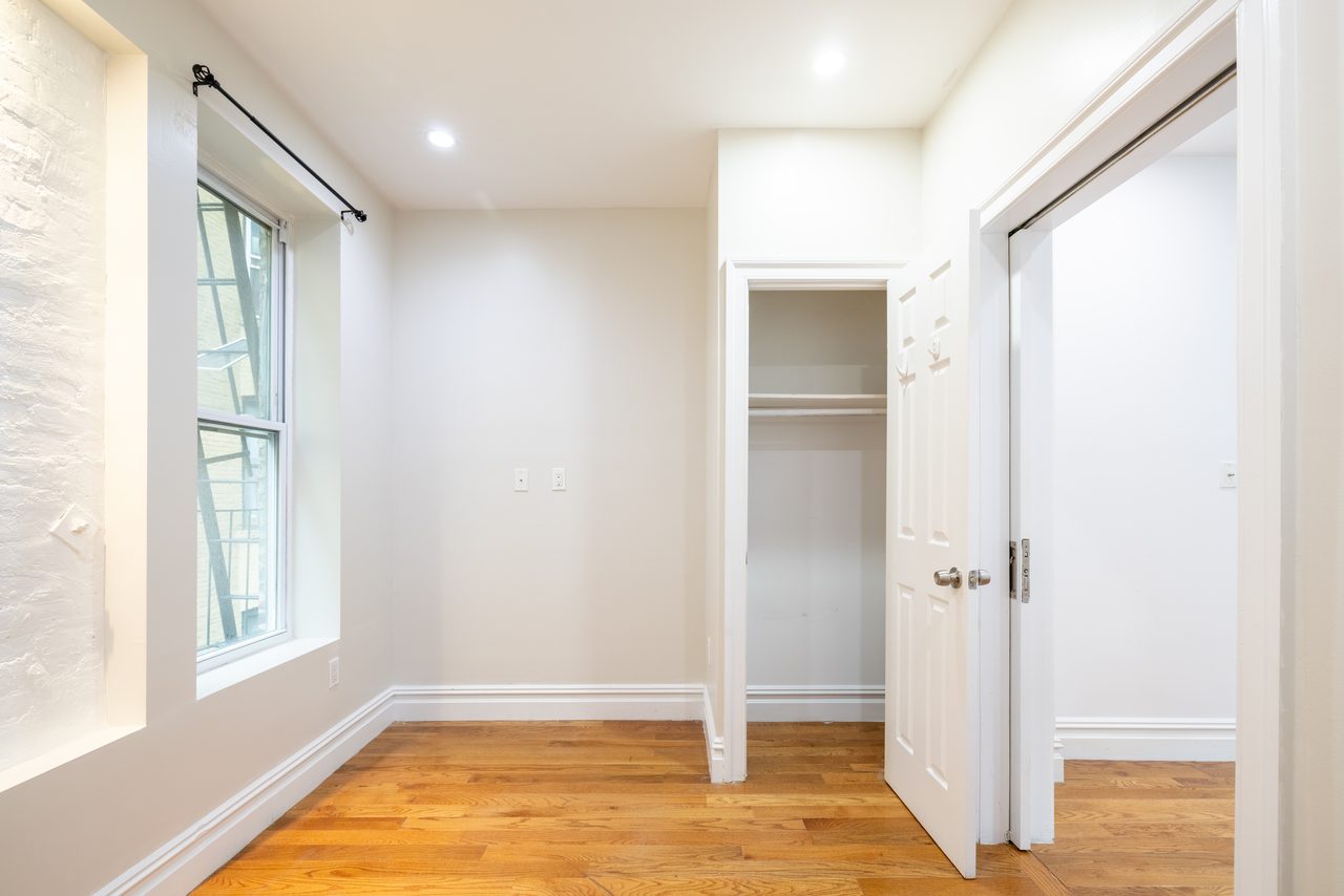  #1129: Columbus Circle - 1 Bedroom (Full)  -  #1129: Columbus Circle  - Gallery -  12