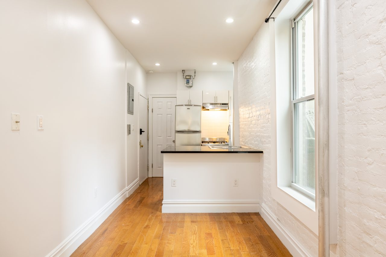  #1129: Columbus Circle - 1 Bedroom (Full)  -  #1129: Columbus Circle  - Gallery -  12