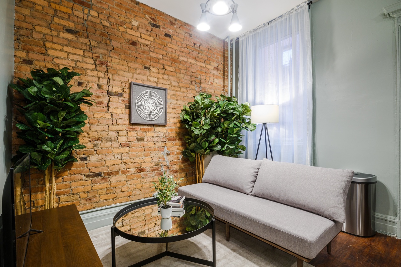 #146: Chelsea - Full Bedroom B - #146: Chelsea - Gallery - 2
