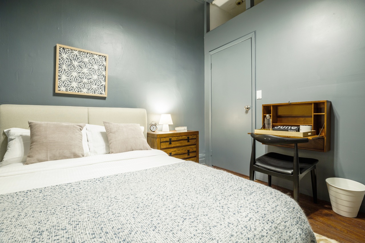 #146: Chelsea - Full Bedroom B - #146: Chelsea - Gallery - 1