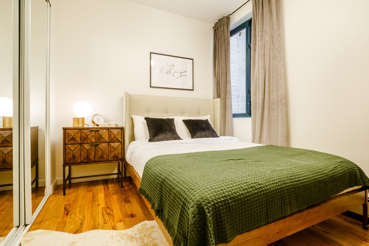 #145: East Village - Full Bedroom D - 1