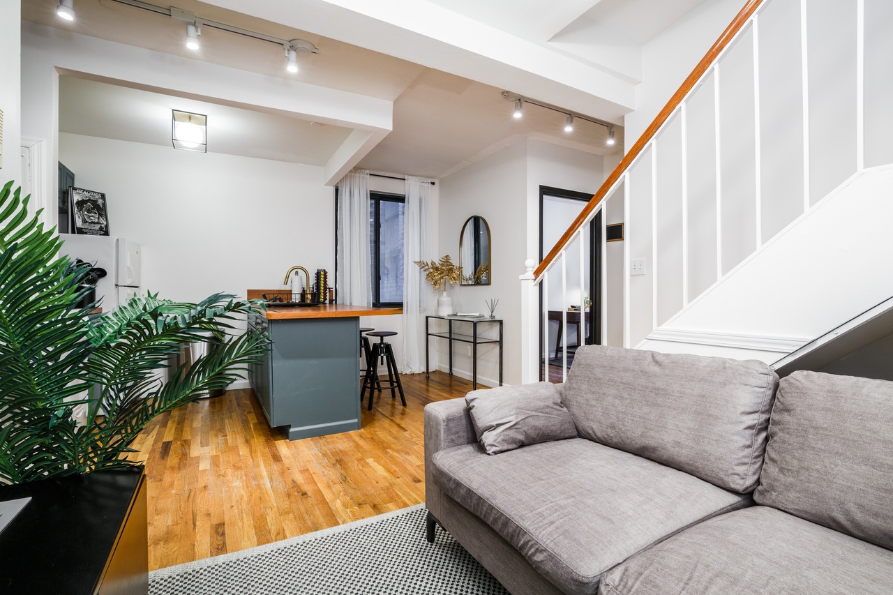 #145: East Village - Full Bedroom D - 5