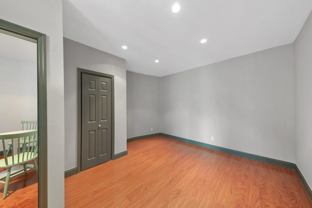 #703: East Harlem - Queen Bedroom A - 13
