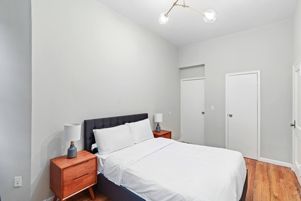 #691: Williamsburg - Full Bedroom C - 2