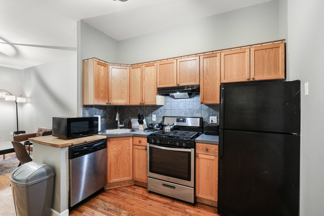 #691: Williamsburg - Full Bedroom B - #691: Williamsburg - Gallery - 7