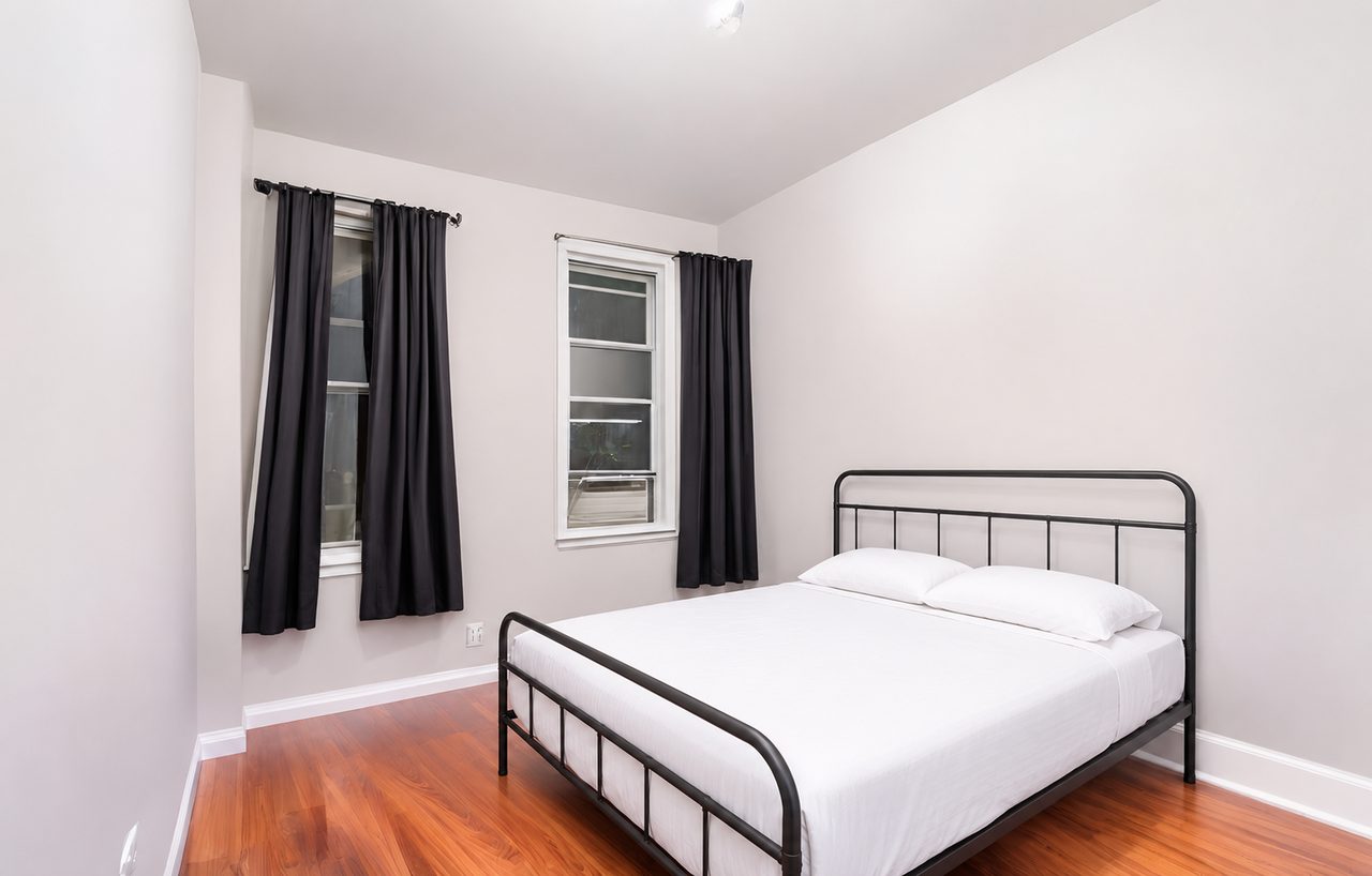 #691: Williamsburg - Queen Bedroom A - 1