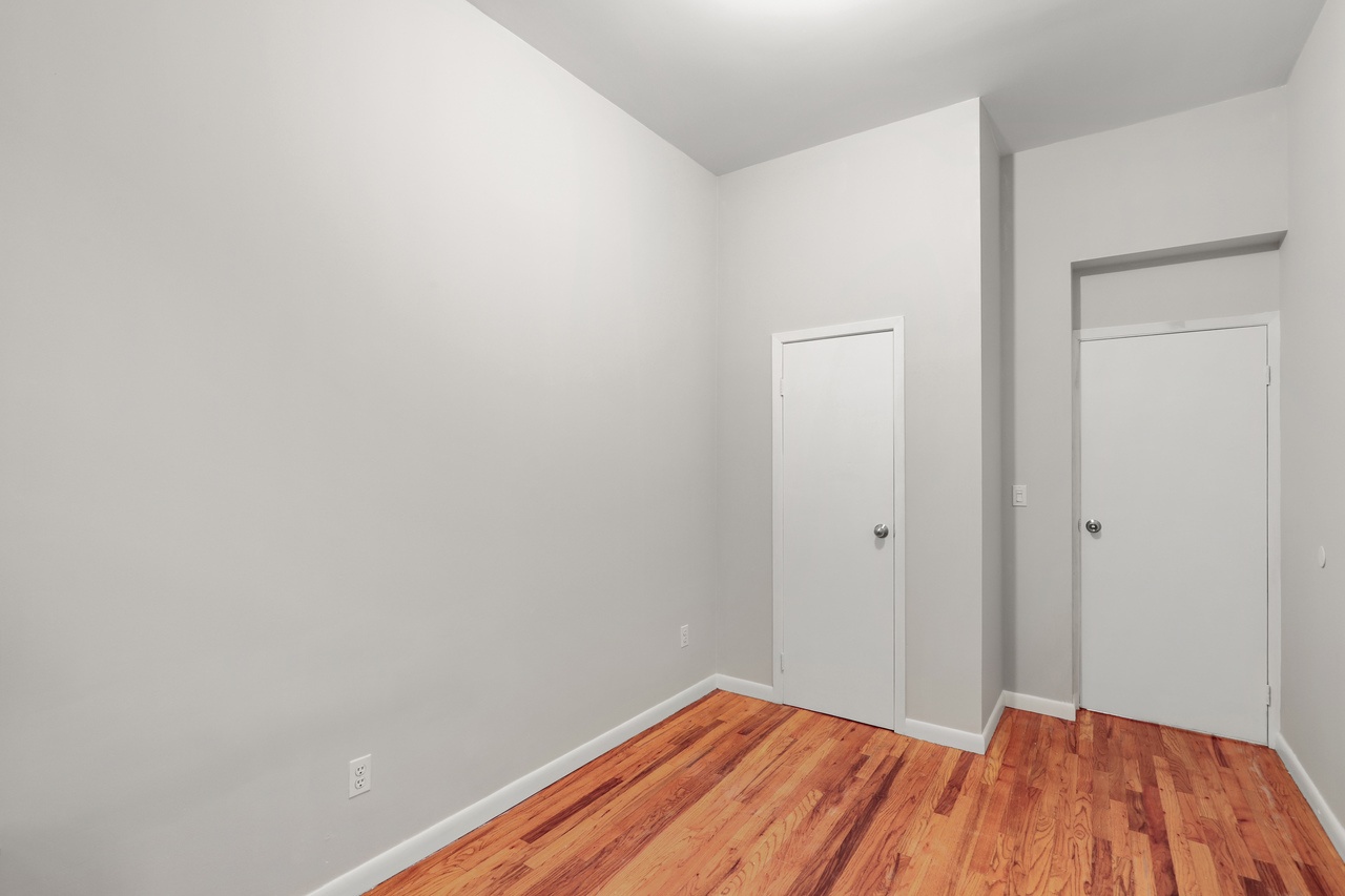 #691: Williamsburg - Full Bedroom D - #691: Williamsburg - Gallery - 4