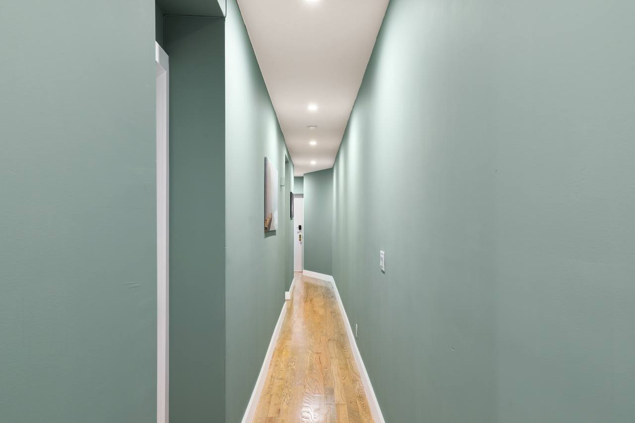 #715: West Harlem - Full Bedroom B - #715: West Harlem - Gallery - 11