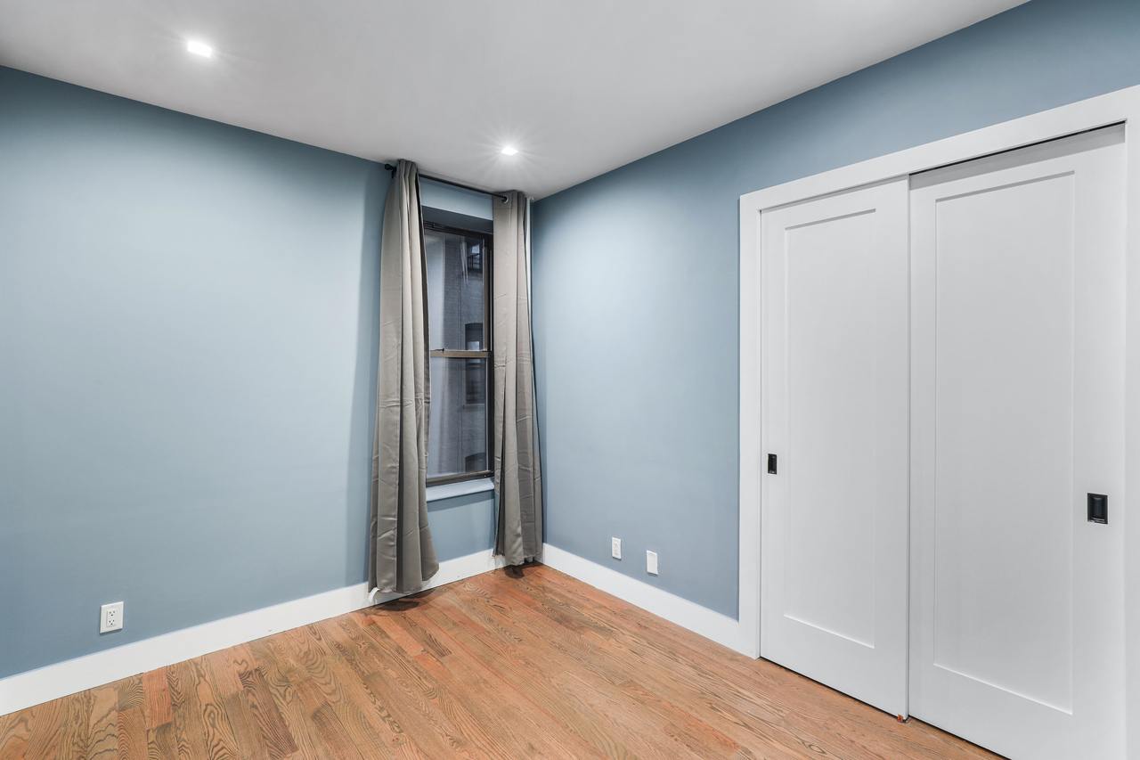  #715: West Harlem - Full Bedroom B  -  #715: West Harlem  - Gallery -  4