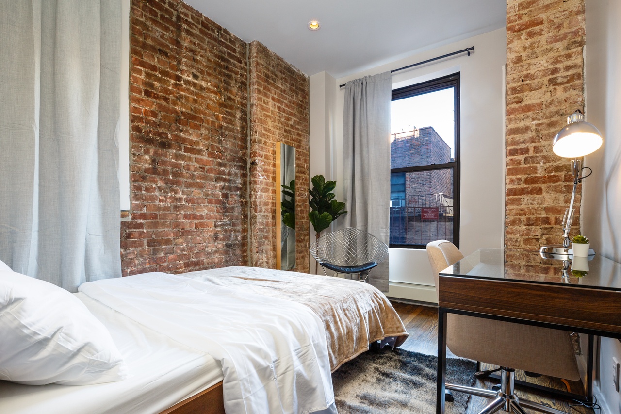 #158: Upper East Side - Full Bedroom D - 1