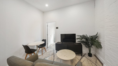 #548: East Village  - Gallery -  2