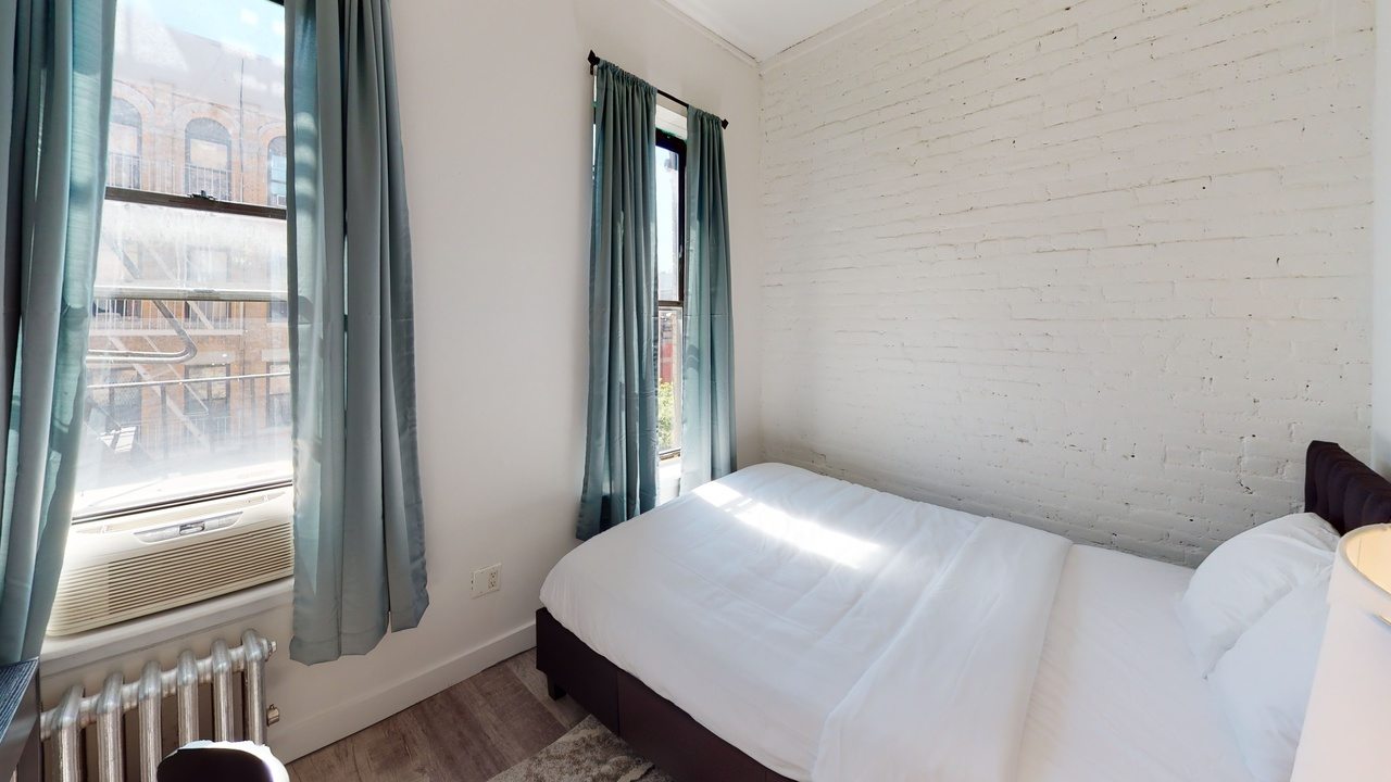 #548: East Village - Queen Bedroom B - 12