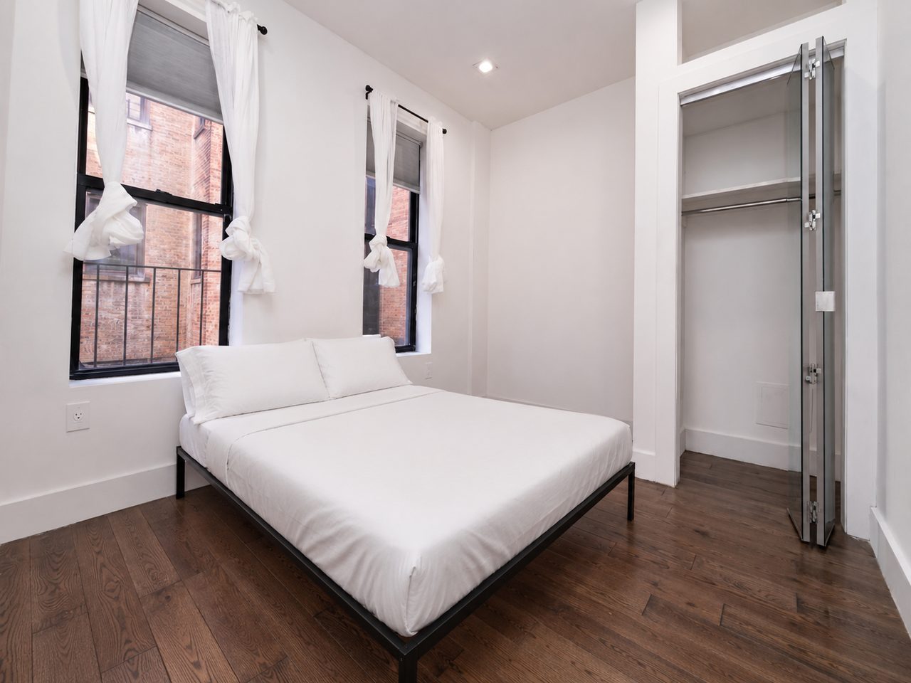 #1788: West Harlem - Full Bedroom A - 13