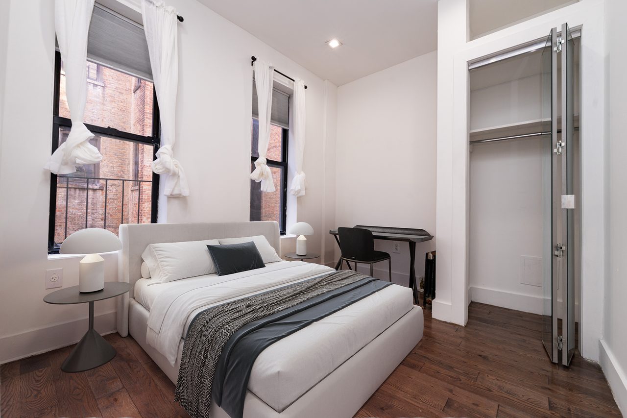 #1788: West Harlem - Full Bedroom A - 14