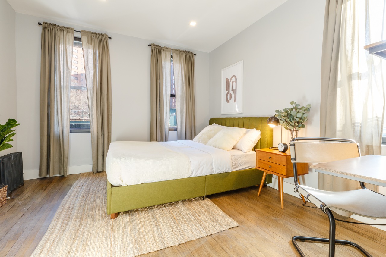  #324: Morningside Heights - Queen Bedroom A  -  #324: Morningside Heights  - Gallery -  1