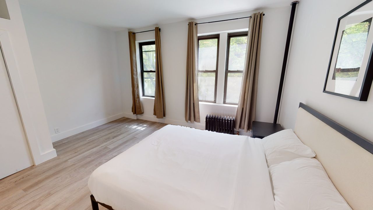 #686: Hamilton Heights - 1 Bedroom (Queen) - #686: Hamilton Heights - Gallery - 7