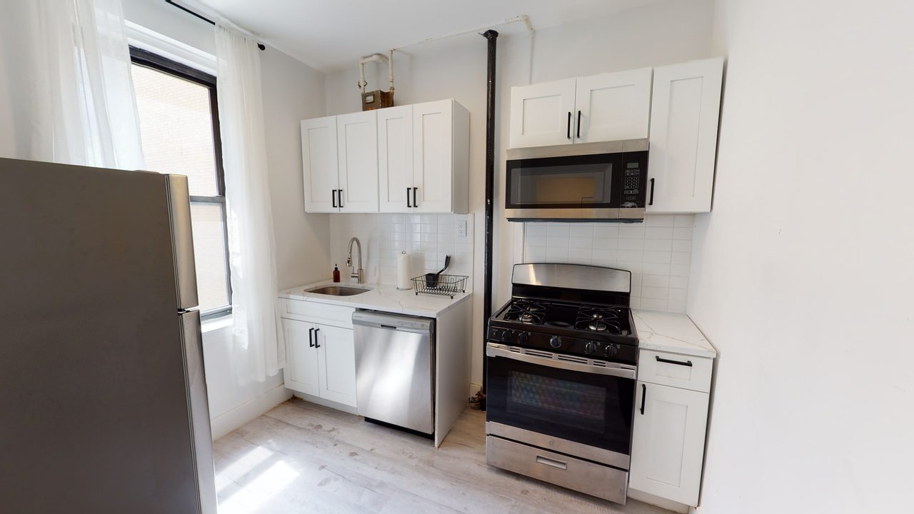 #686: Hamilton Heights - 1 Bedroom (Queen) - #686: Hamilton Heights - Gallery - 12
