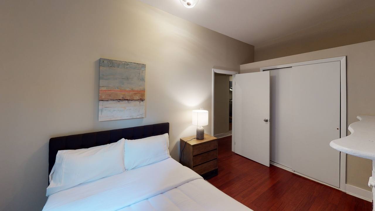 #486: Hell's Kitchen - Full Bedroom B - #486: Hell's Kitchen - Gallery - 8
